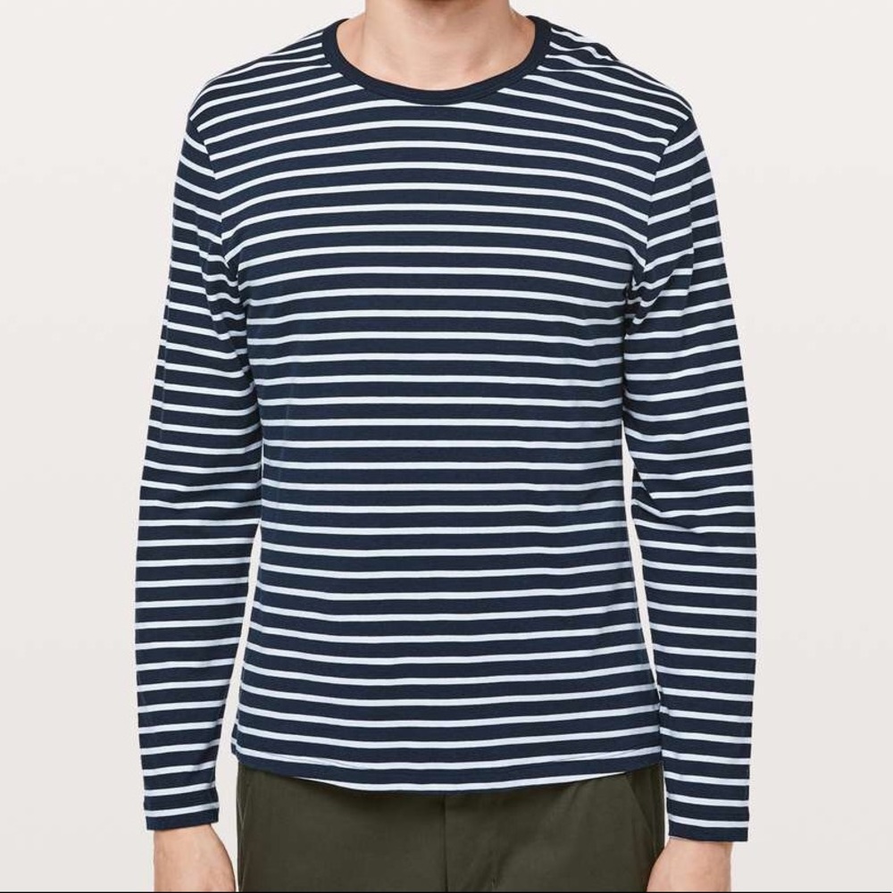 Lululemon 5 Year Basic Long Sleeve
Mens XXL NWT